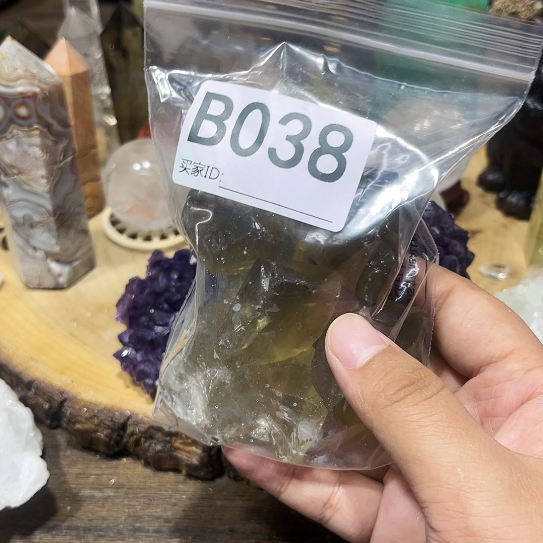 未镶嵌珠宝半成品水晶?***n多样性发其一微瑕