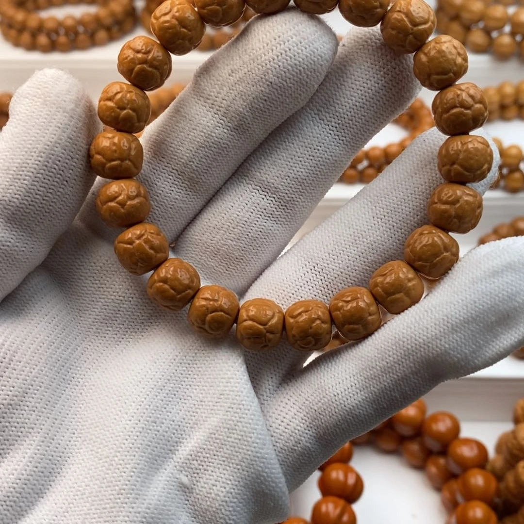 猴头核桃吊坠梅***．饕餮