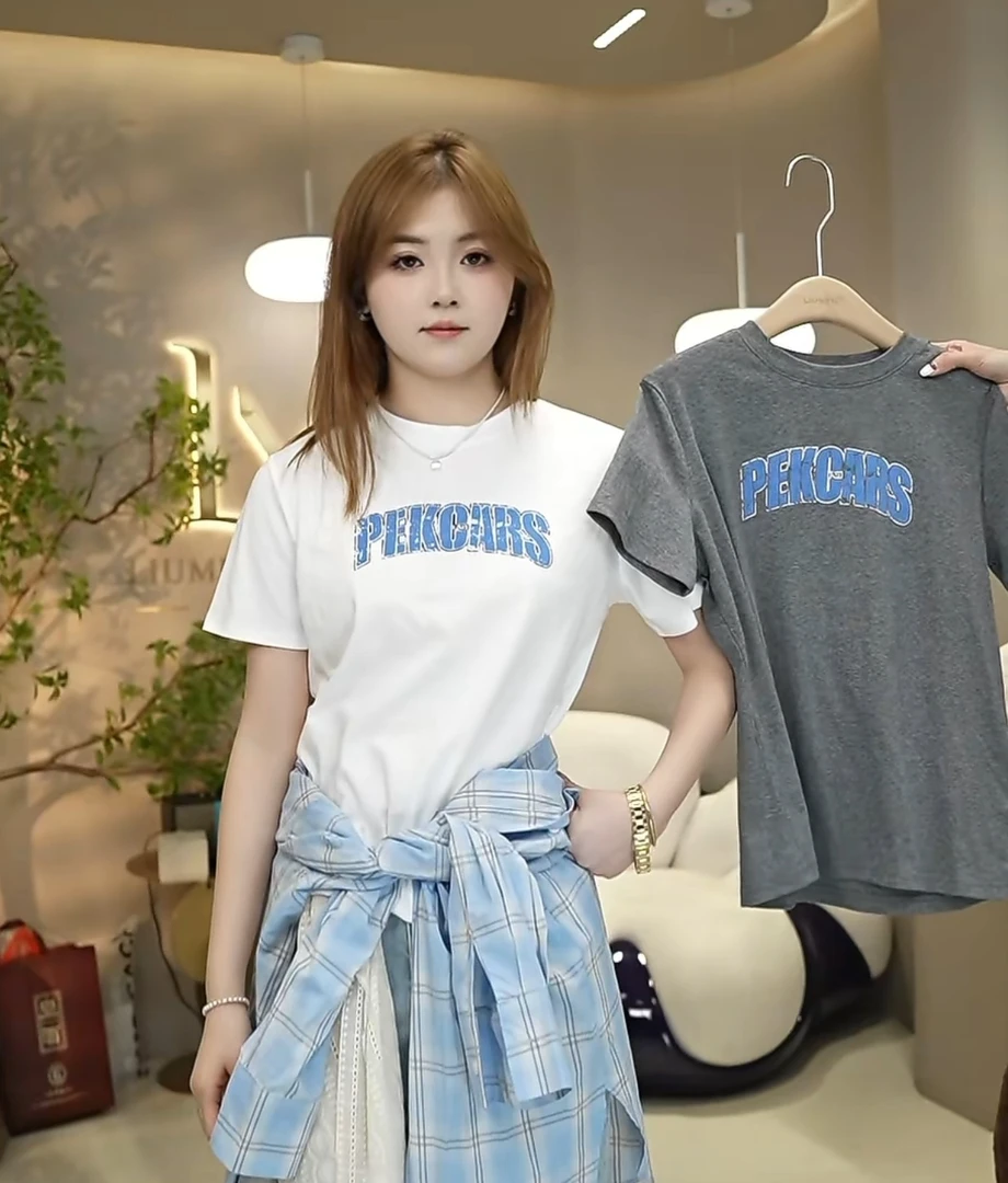 A7716刘梅家字母短袖(只出不进)