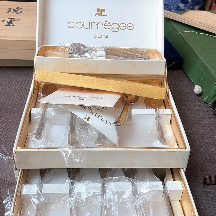瓷片2**哥哈哈哈哈哈哈哈哈