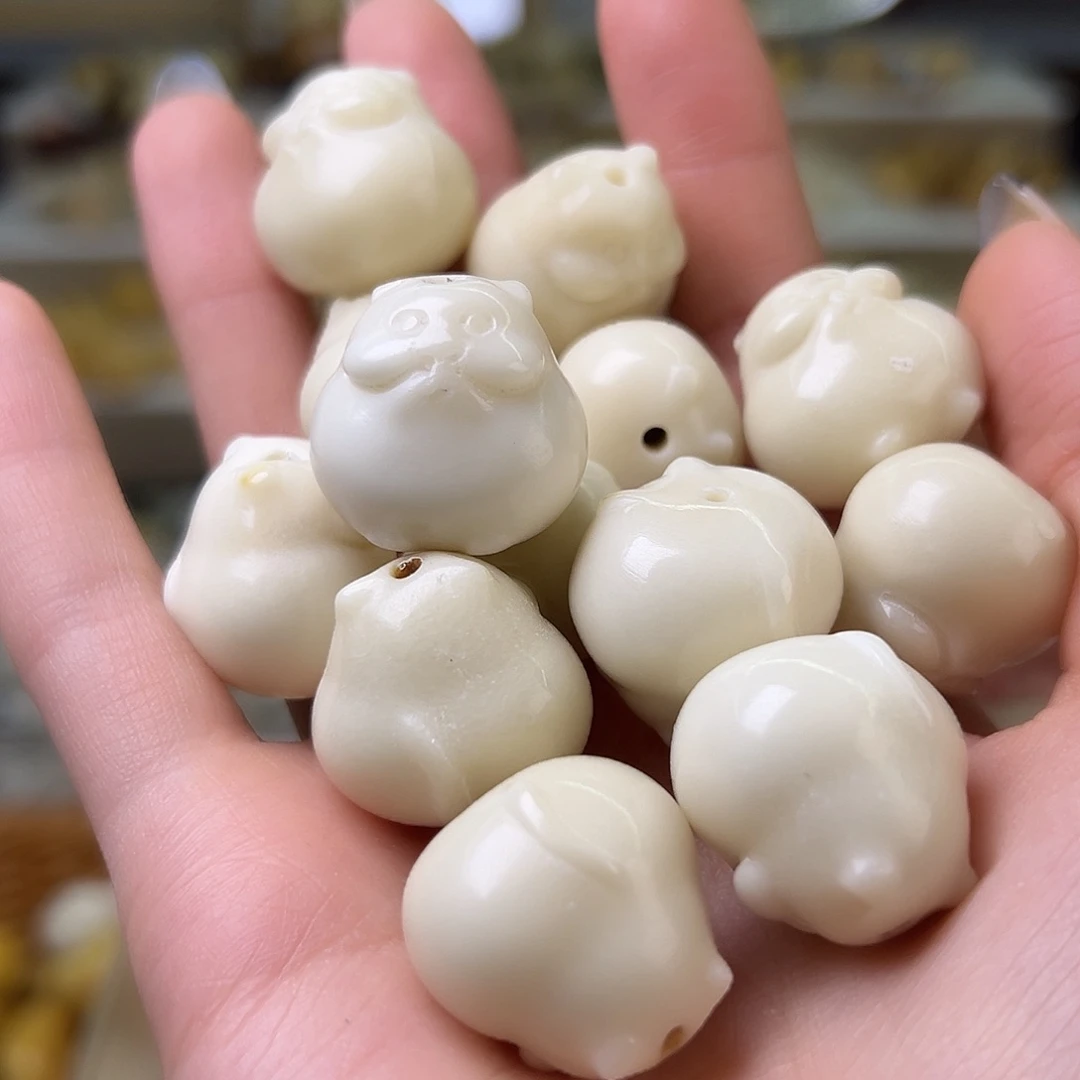菩提根/象牙果吊坠瑕疵白仓鼠10颗