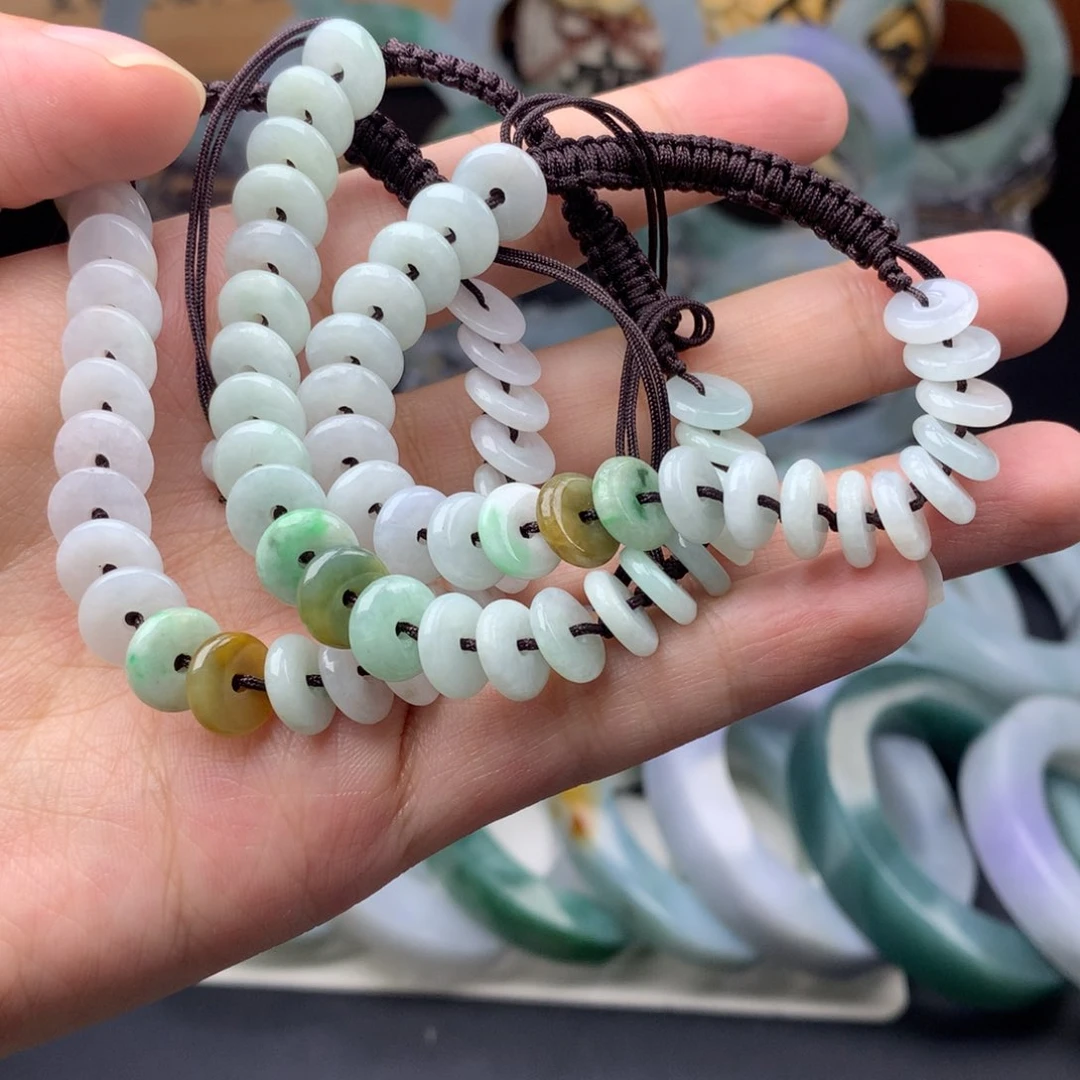 未镶嵌手链翡翠多样性