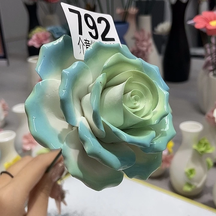陶瓷纯手工捏花设计