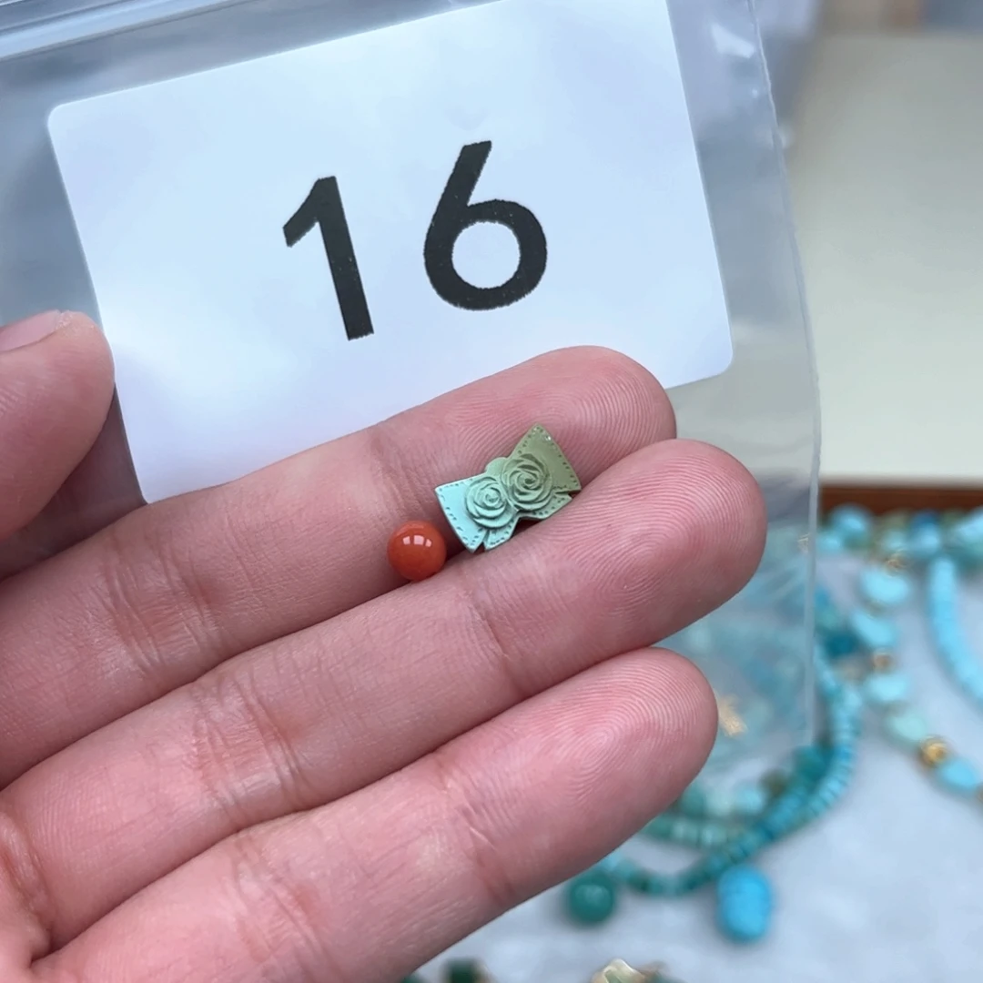 南红玛瑙未镶嵌珠宝奇石