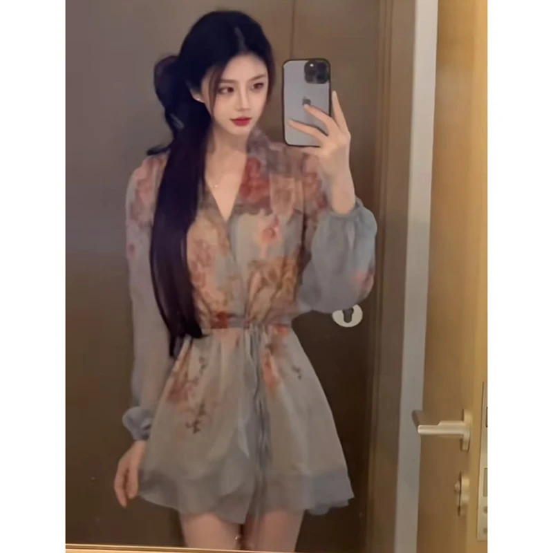 【B Y】法式收腰复古印花长袖V领温柔设计绑带短裙名媛时尚连衣裙女