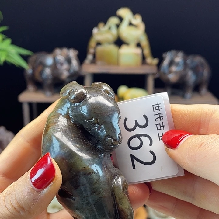 和田玉（糖玉）未镶嵌挂件