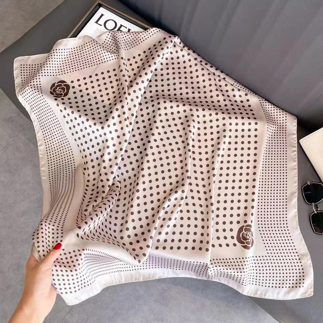 90*90方巾高档气质百搭丝巾-赫本波点（香槟色）