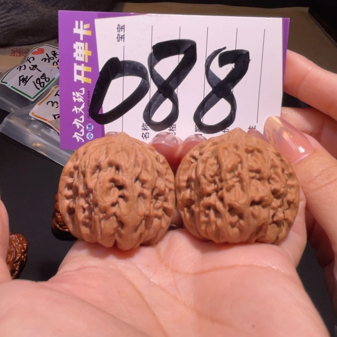 把件文玩核桃39左右s龙脉