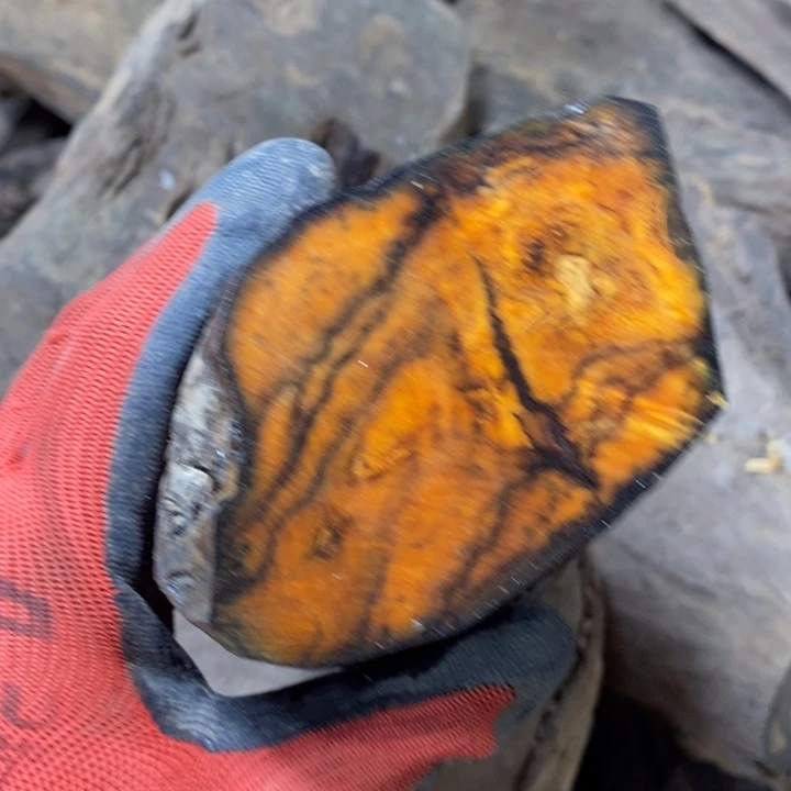 D***G贡木贡木手串定制（不退不换）