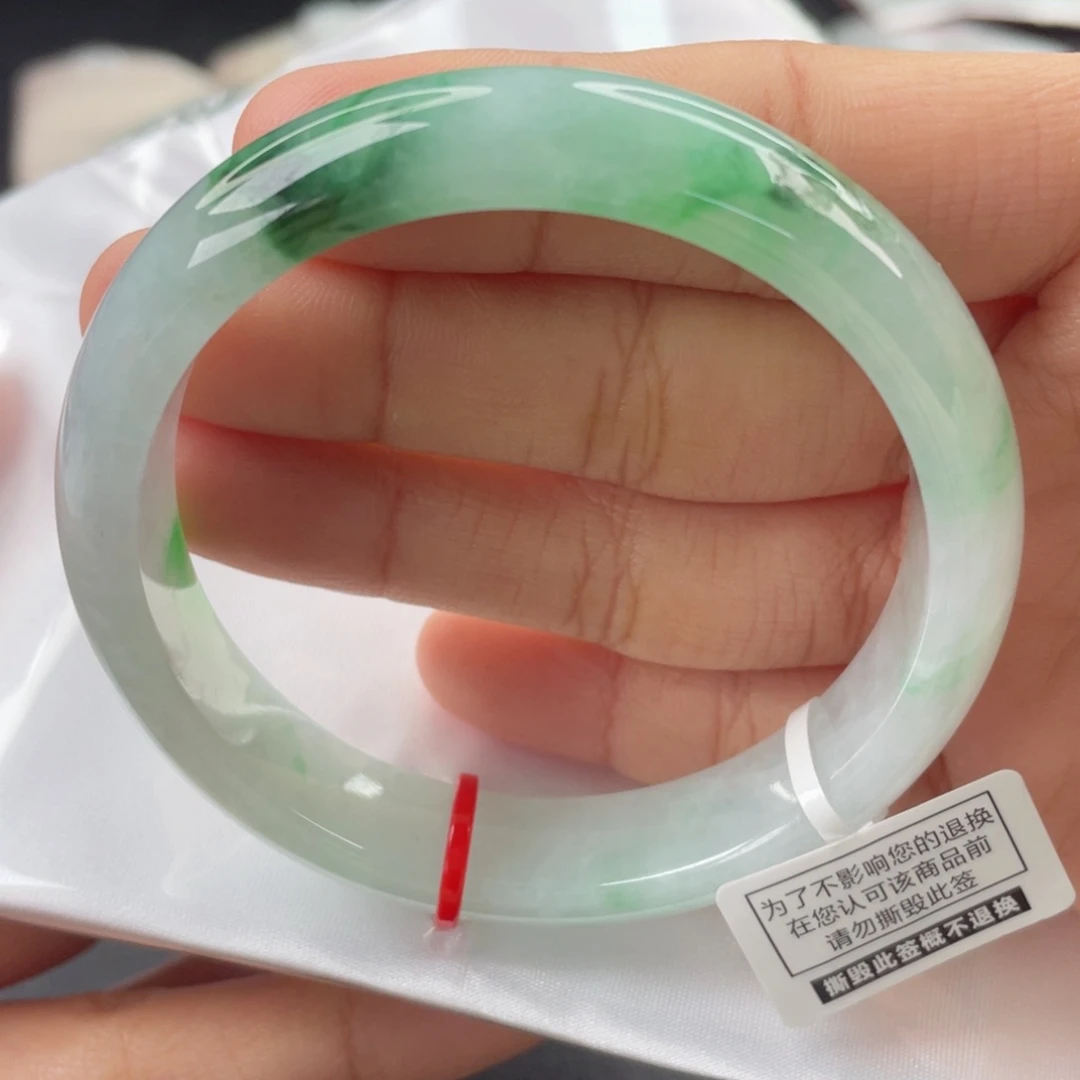 翡翠手镯未镶嵌55.9正圈