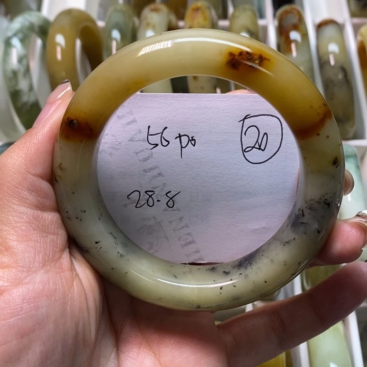 蛇纹石玉未镶嵌手镯微瑕不退换