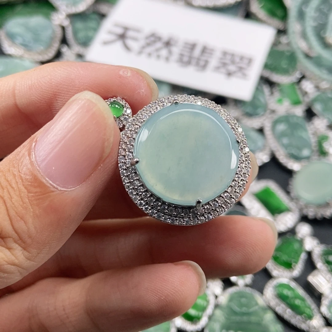 翡翠未镶嵌吊坠(不含链)