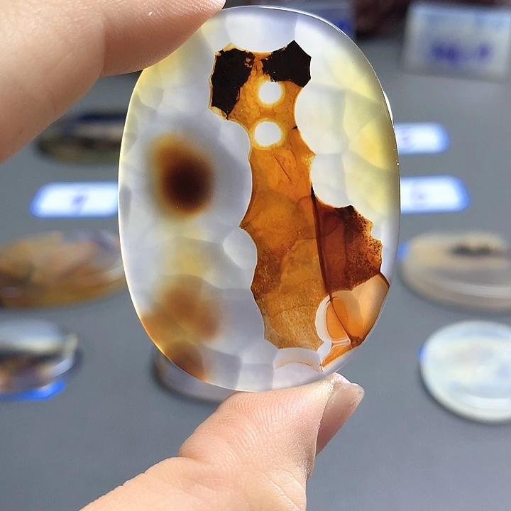 未镶嵌颈饰玛瑙/玉髓