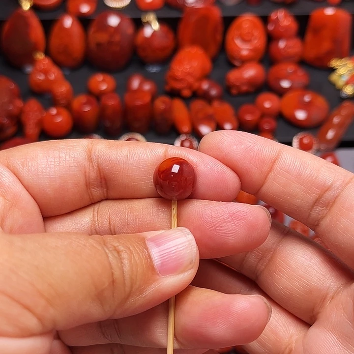 南红玛瑙未镶嵌配饰牛血火焰纹圆珠12mm