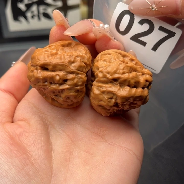 吊坠文玩核桃三角37.5