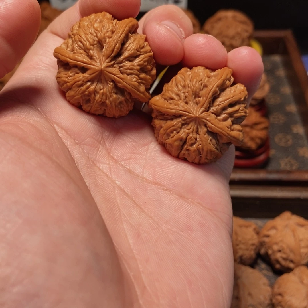 吊坠文玩核桃雨花石3麟36尺322