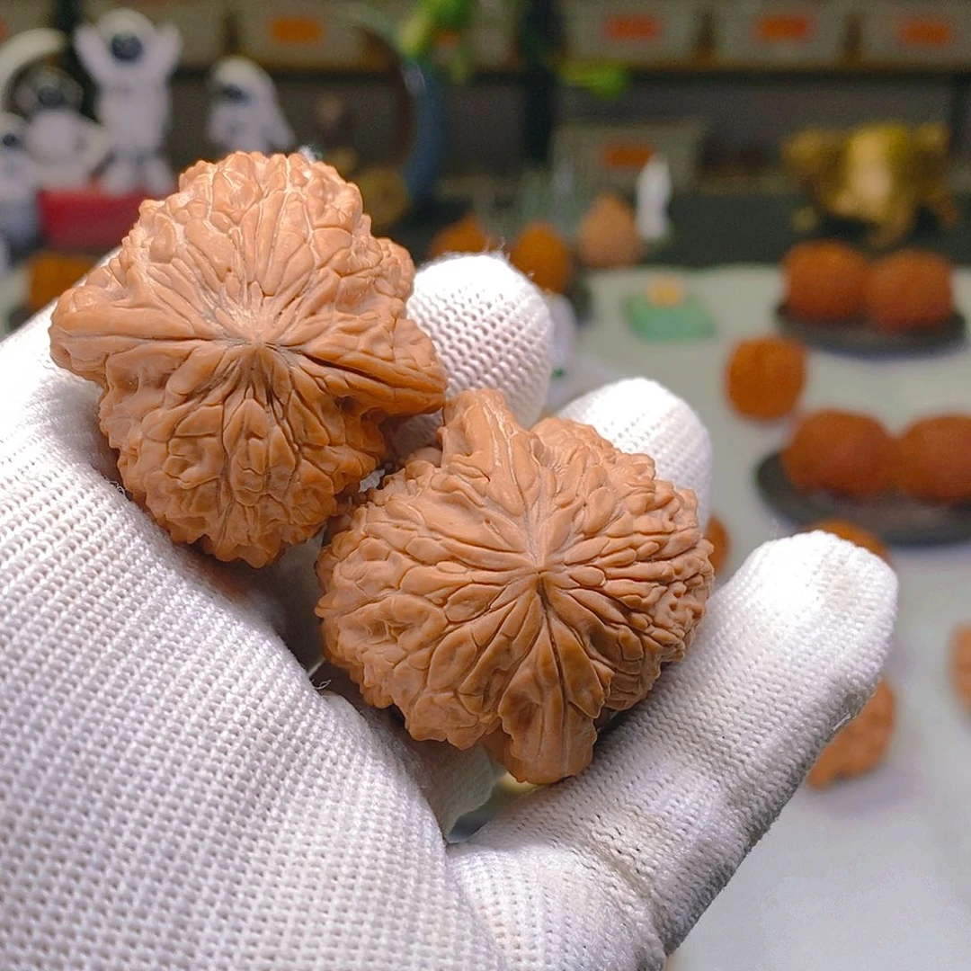 文玩核桃把件i*天花板暴雪