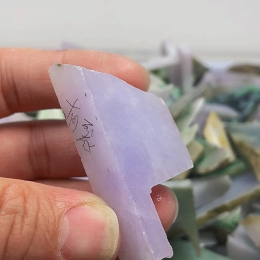 【闪购商品】翡翠颈饰未镶嵌A货