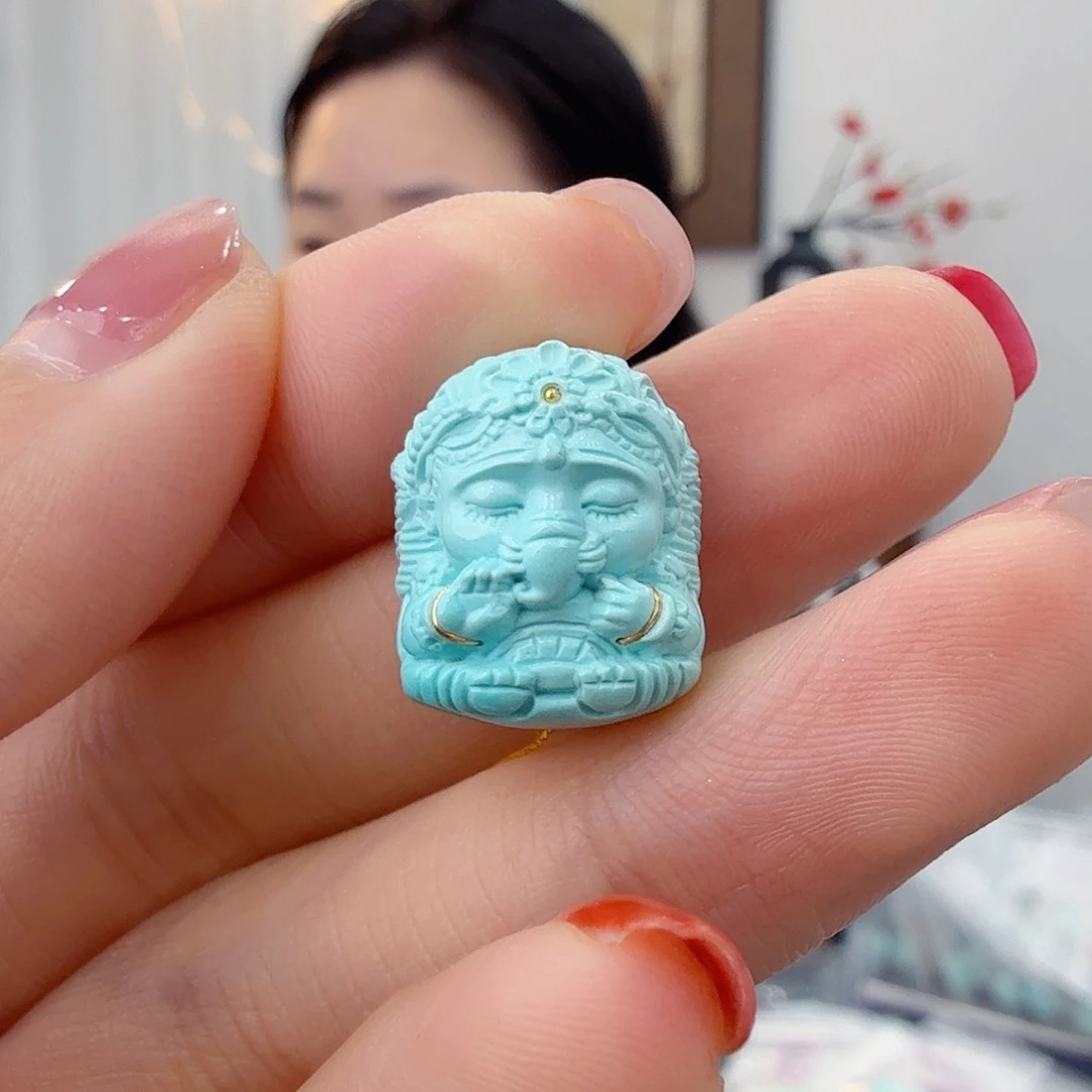 绿松石未镶嵌珠宝奇石