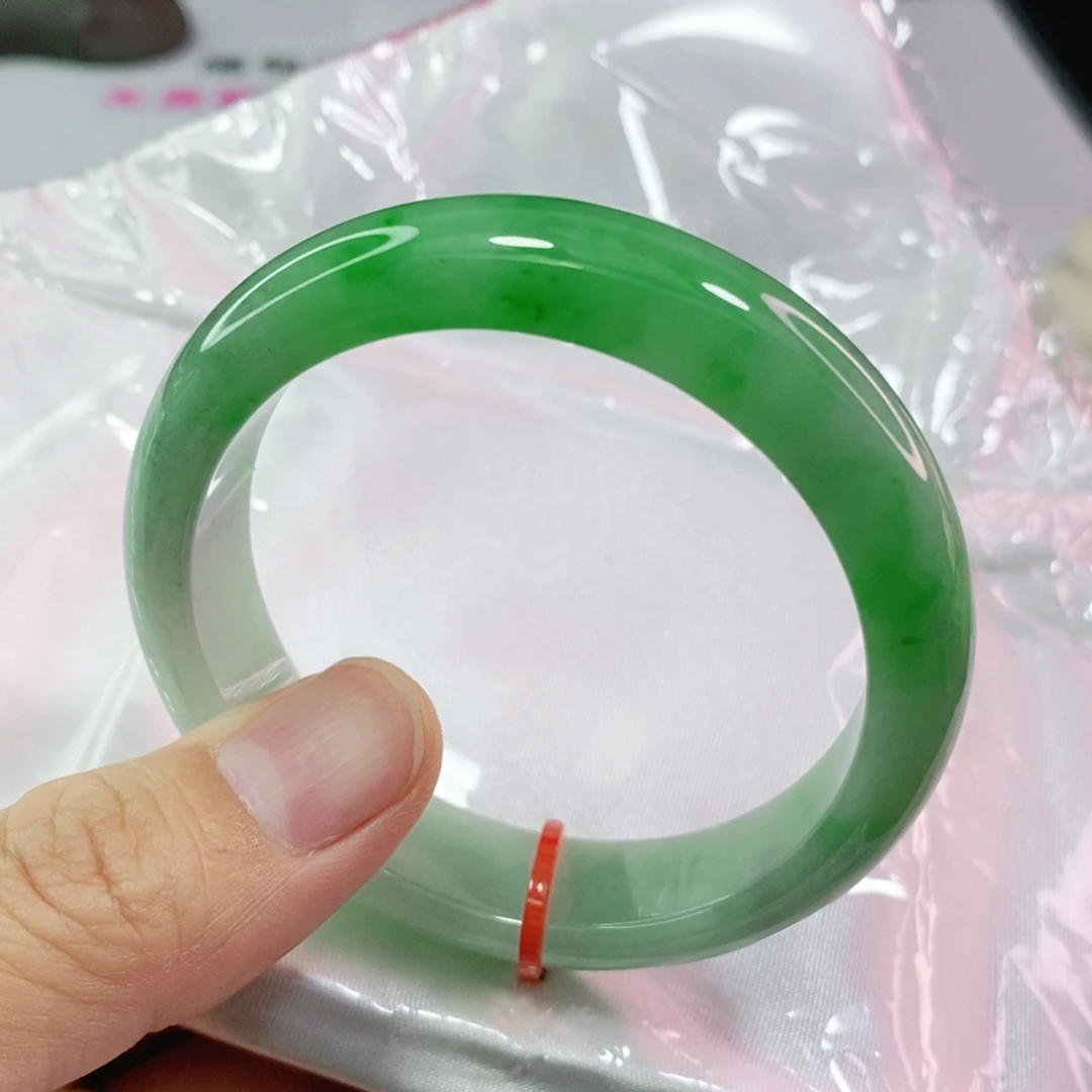 翡翠手镯未镶嵌沈****菜5253圈口