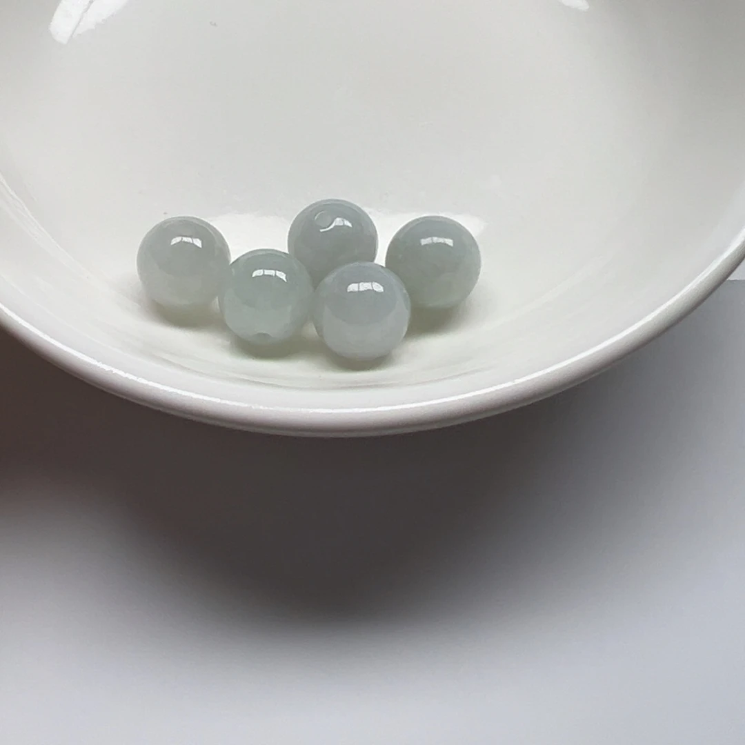 翡翠散珠梦*.纯天然缅甸翡翠A货卡10，5颗