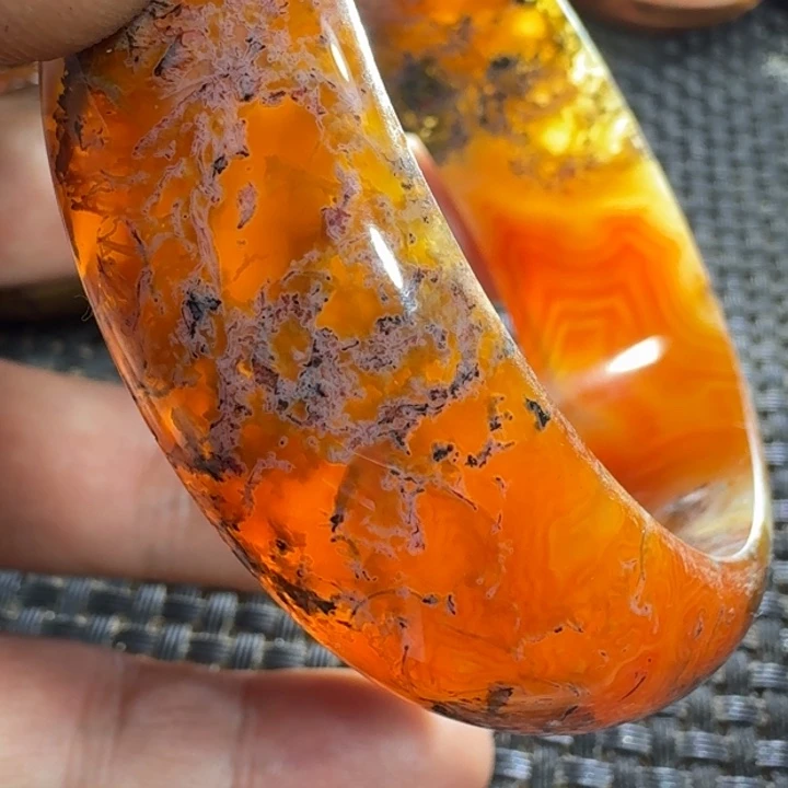 用***6玛瑙/玉髓未镶嵌颈饰