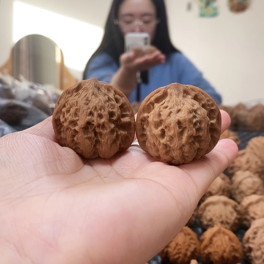 吊坠桃核 野牛 37+