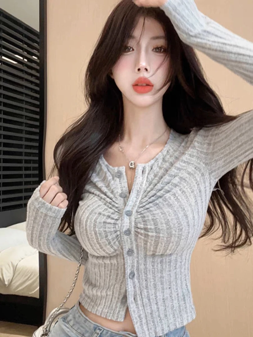 早春福利灰色辣妹春欲上衣