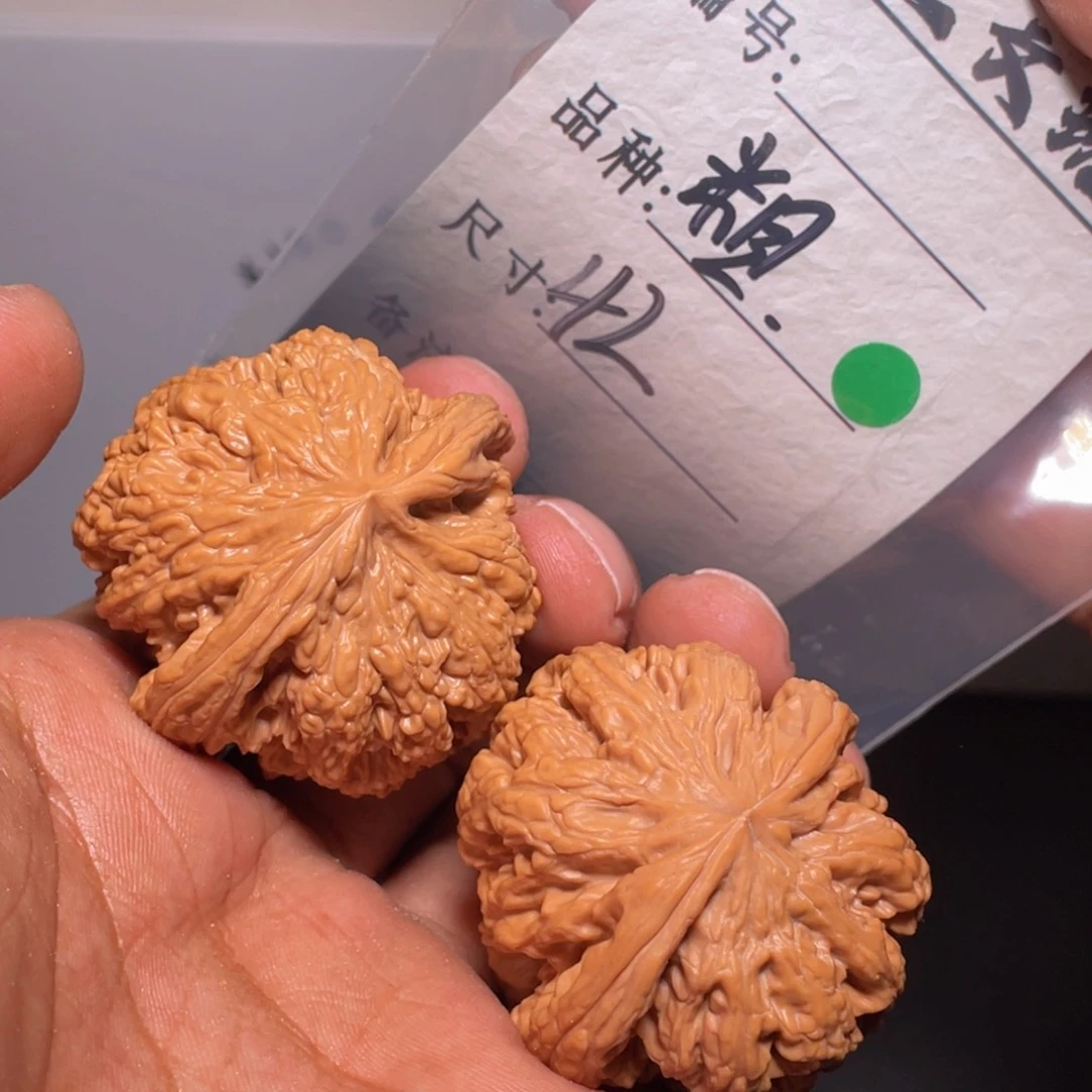文玩核桃吊坠文玩核桃