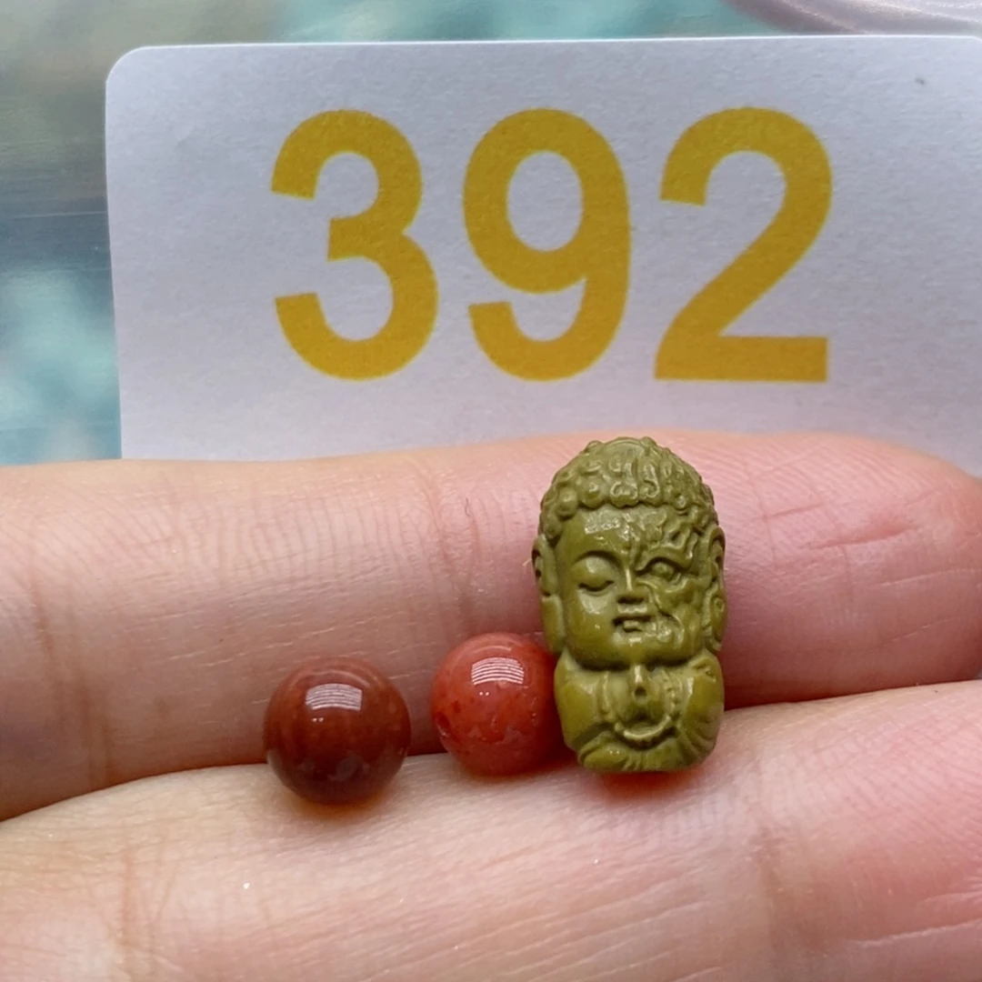 南红玛瑙未镶嵌珠宝奇石