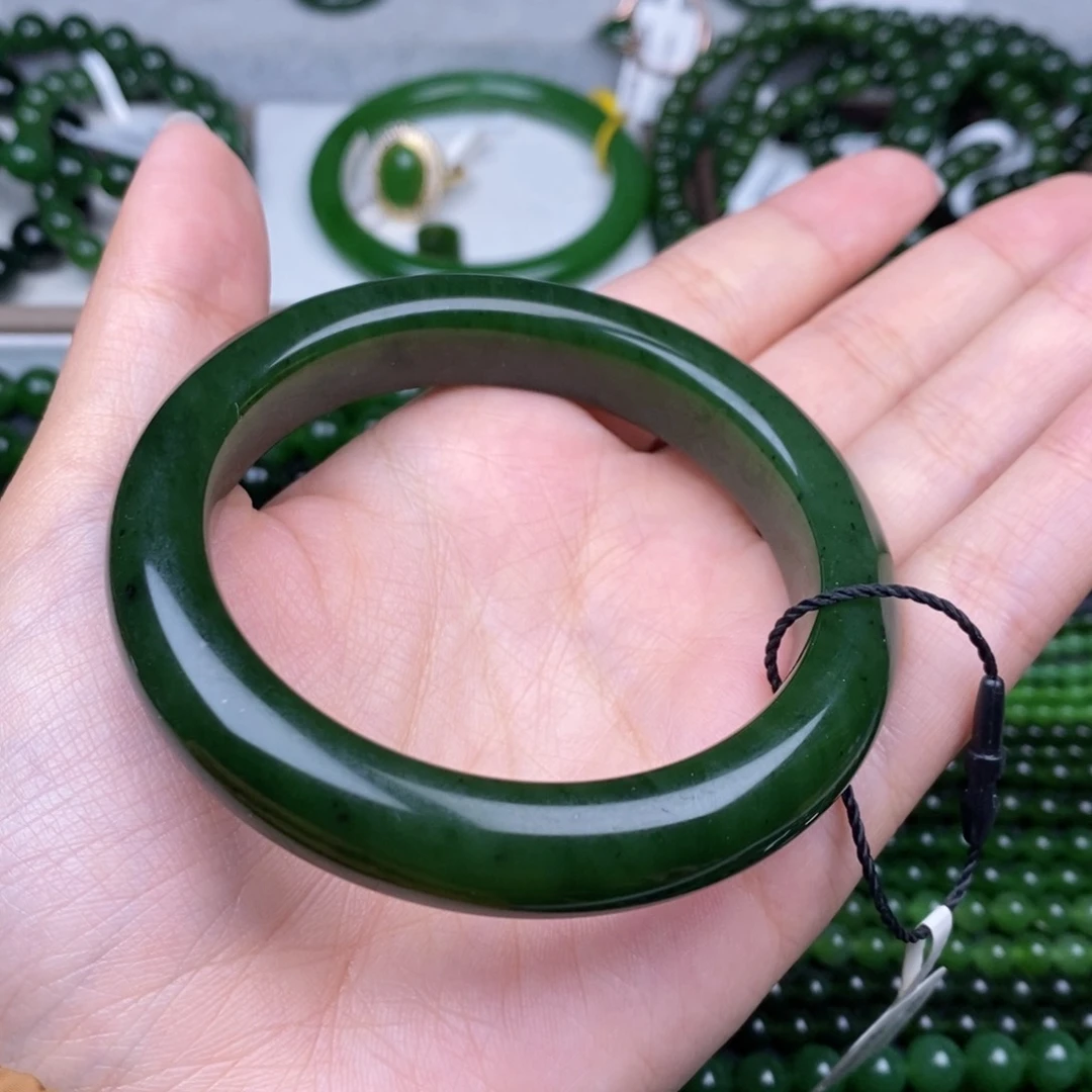 未镶嵌手镯和田玉（碧玉）57菠菜绿