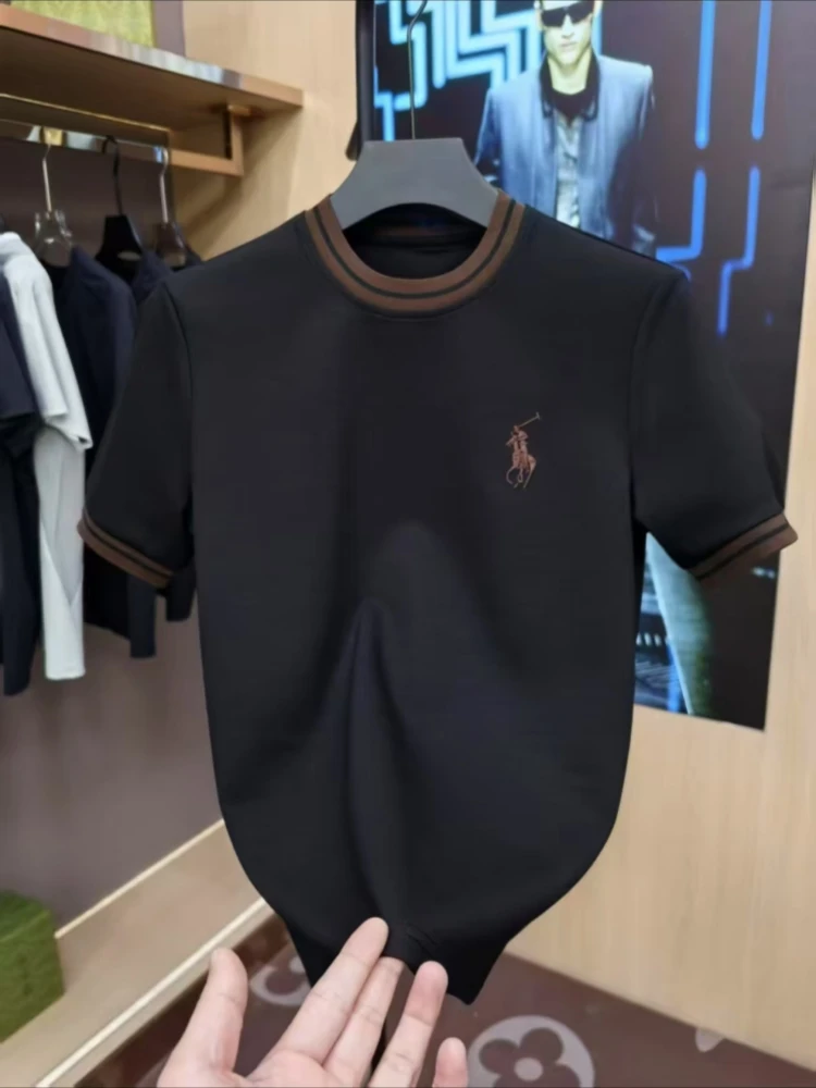 8817男士青年黑色短袖男款高品质夏季时尚圆领潮流刺绣T恤