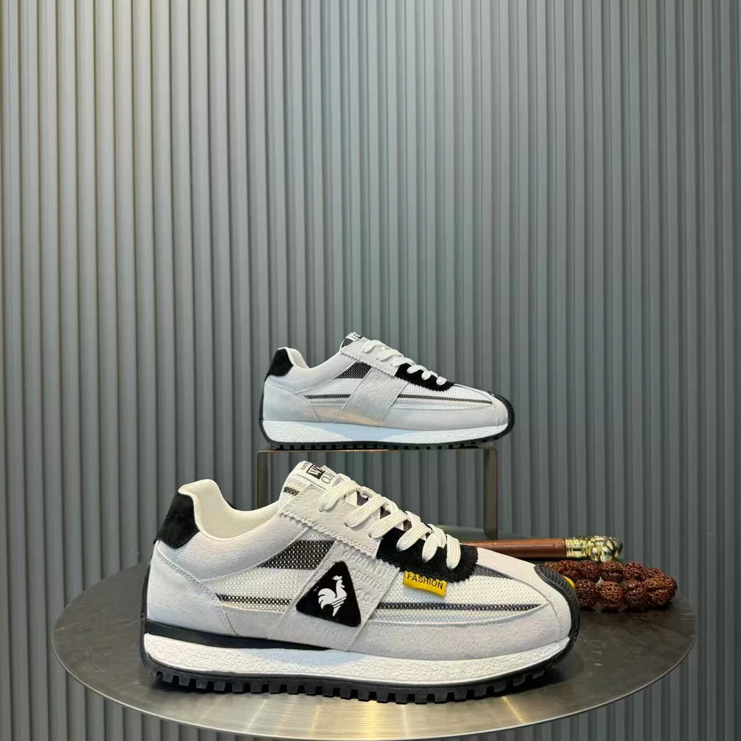 时尚舒适飞织透气低帮休闲鞋系带日常春夏季新款舒适男鞋66-167