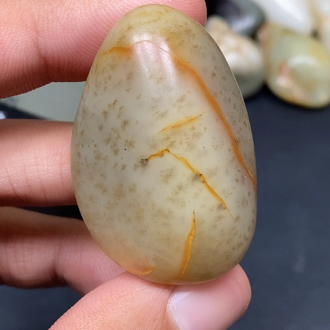 和田玉（糖玉）未镶嵌挂件