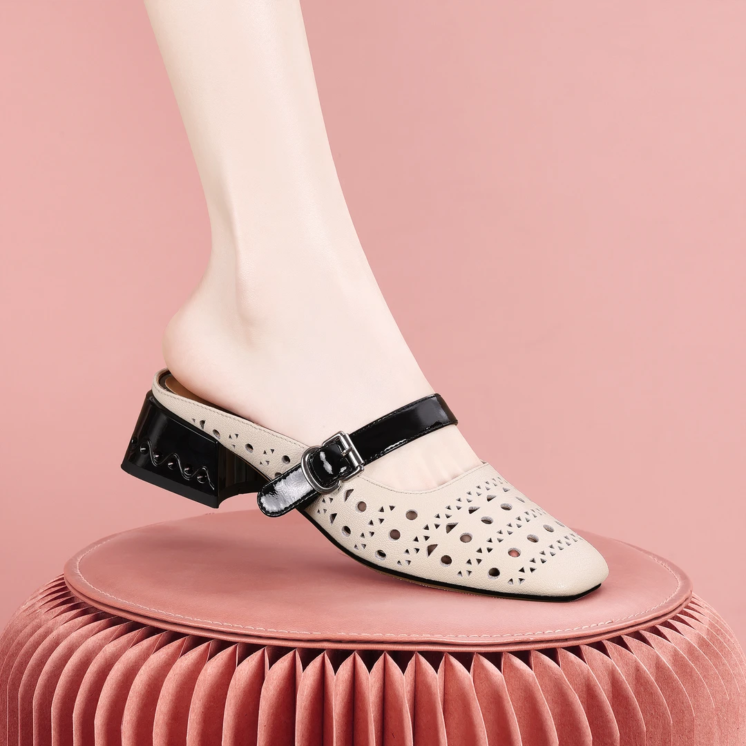 梵芮诗镂空透气2025新款春夏法式时尚休闲风粗跟女凉拖鞋-J1384