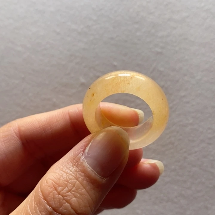 石英质玉戒指未镶嵌欢*紫