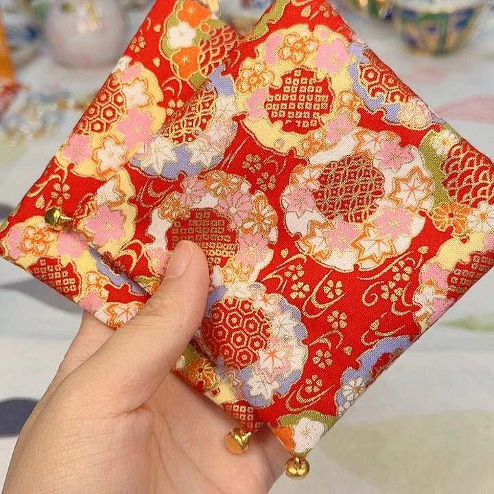 瓷片The first thing