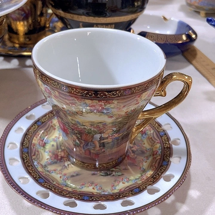 盘微瑕……………………………………