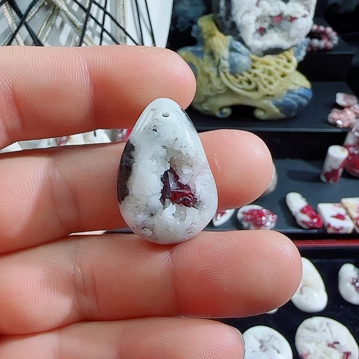 天然辰砂朱砂吊坠