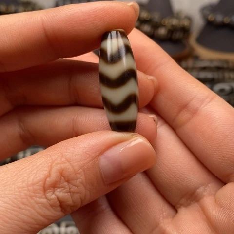 小***脏玛瑙/玉髓未镶嵌珠宝半成品