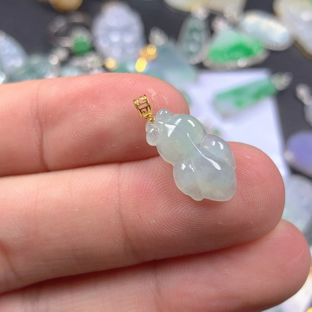 【闪购商品】翡翠颈饰18K金镶嵌翡翠