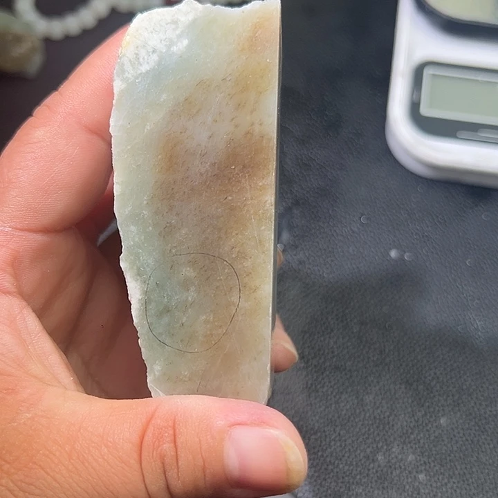 和田玉（糖玉）未镶嵌手镯