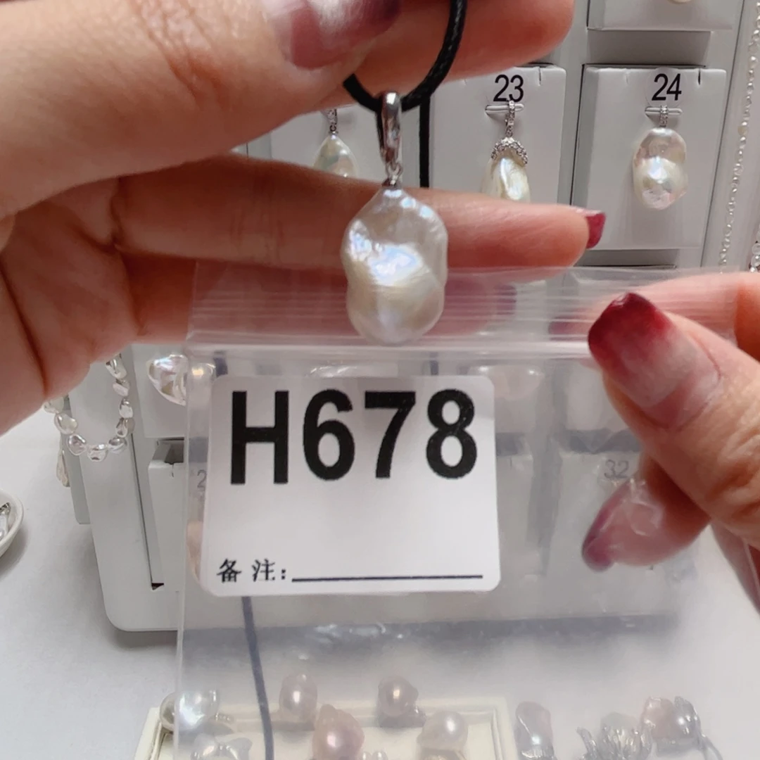 颈饰淡水珍珠未镶嵌