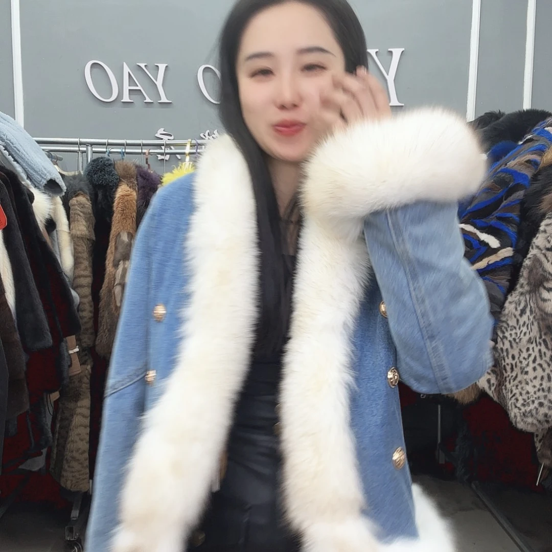 姚小妖家高端皮草