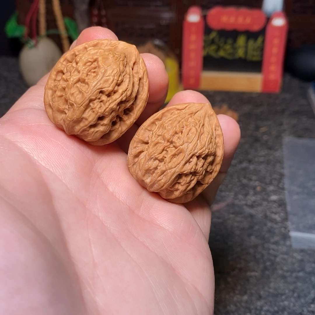 吊坠文玩核桃野生鸡心