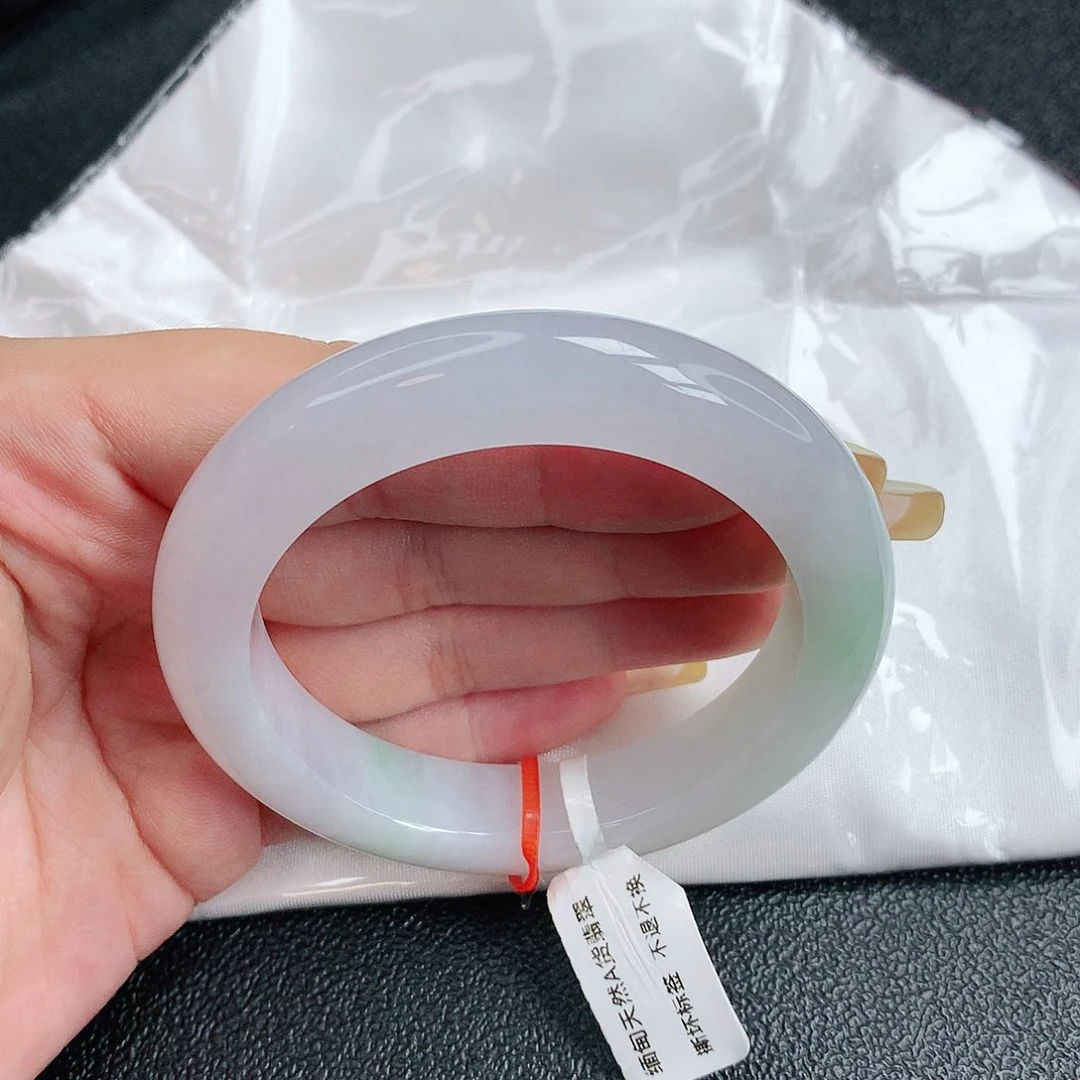 【闪购商品】翡翠手镯未镶嵌，53