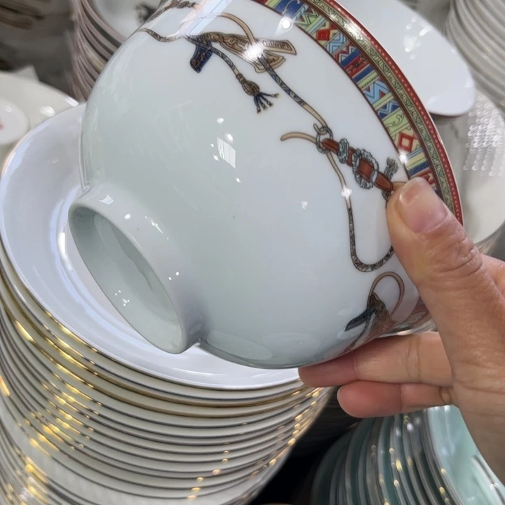 瓷片爱马仕6寸面碗四个