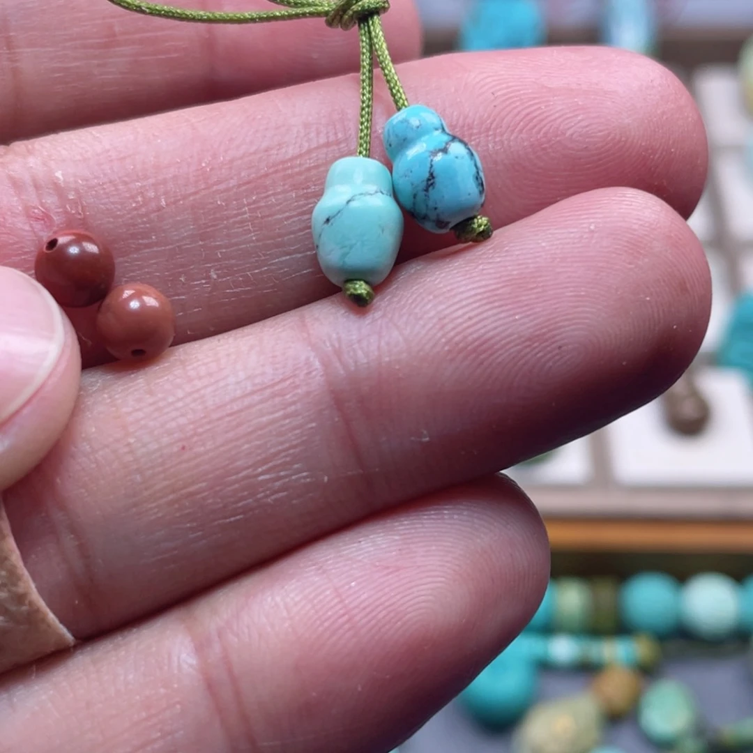 南红玛瑙配饰未镶嵌