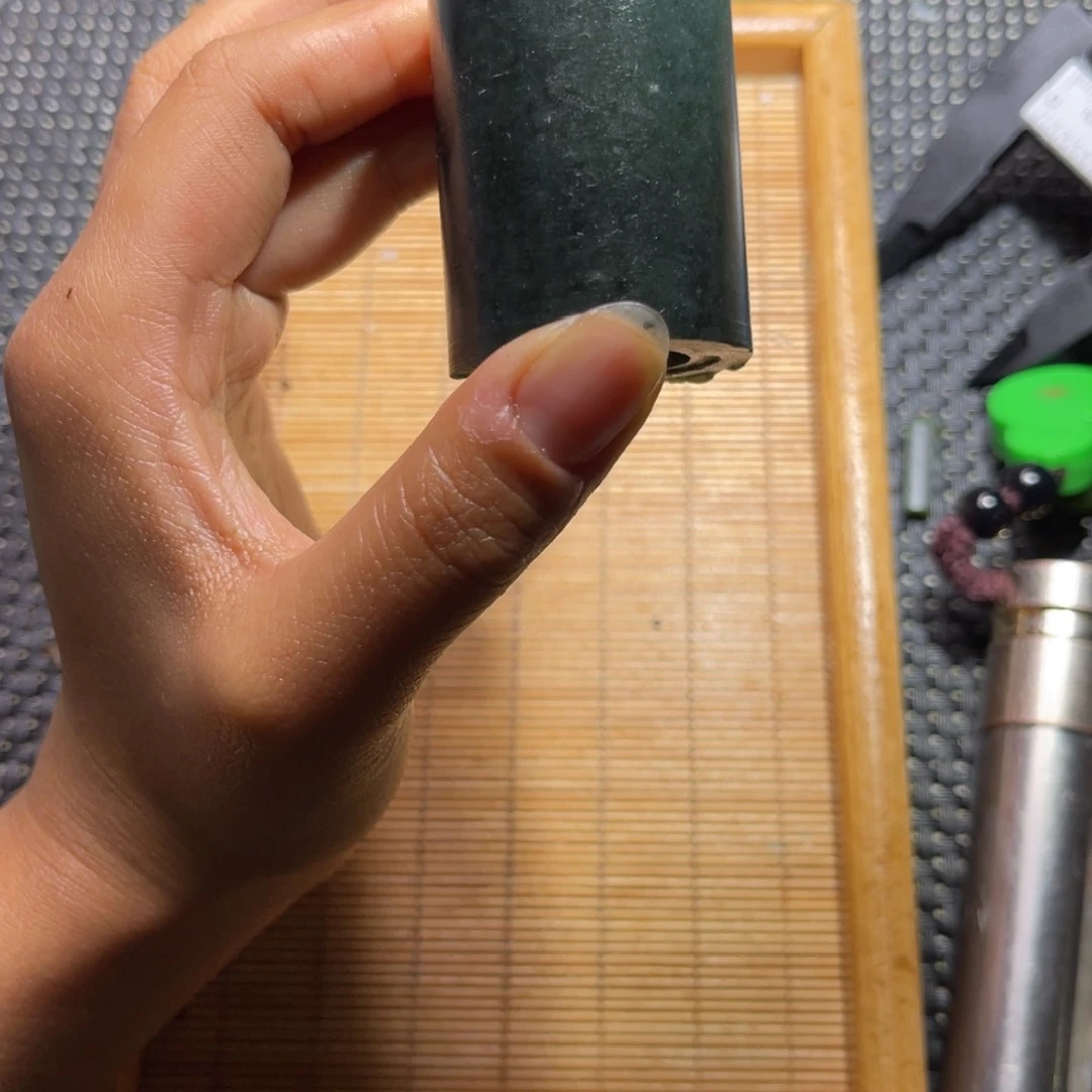 未镶嵌和田玉车挂