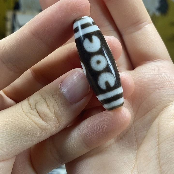 玛瑙/玉髓散珠九眼